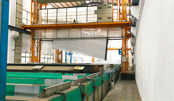 Perfiles de aluminio anodizado.