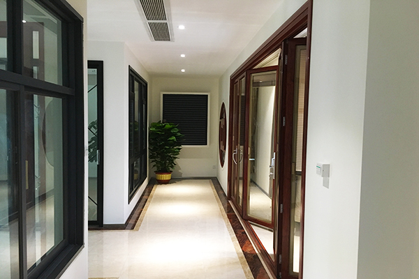 La estanqueidad de la ventana de aluminio.