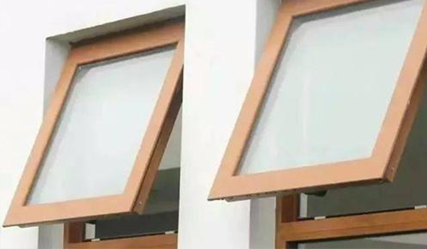 Ventanas colgadas en la parte superior